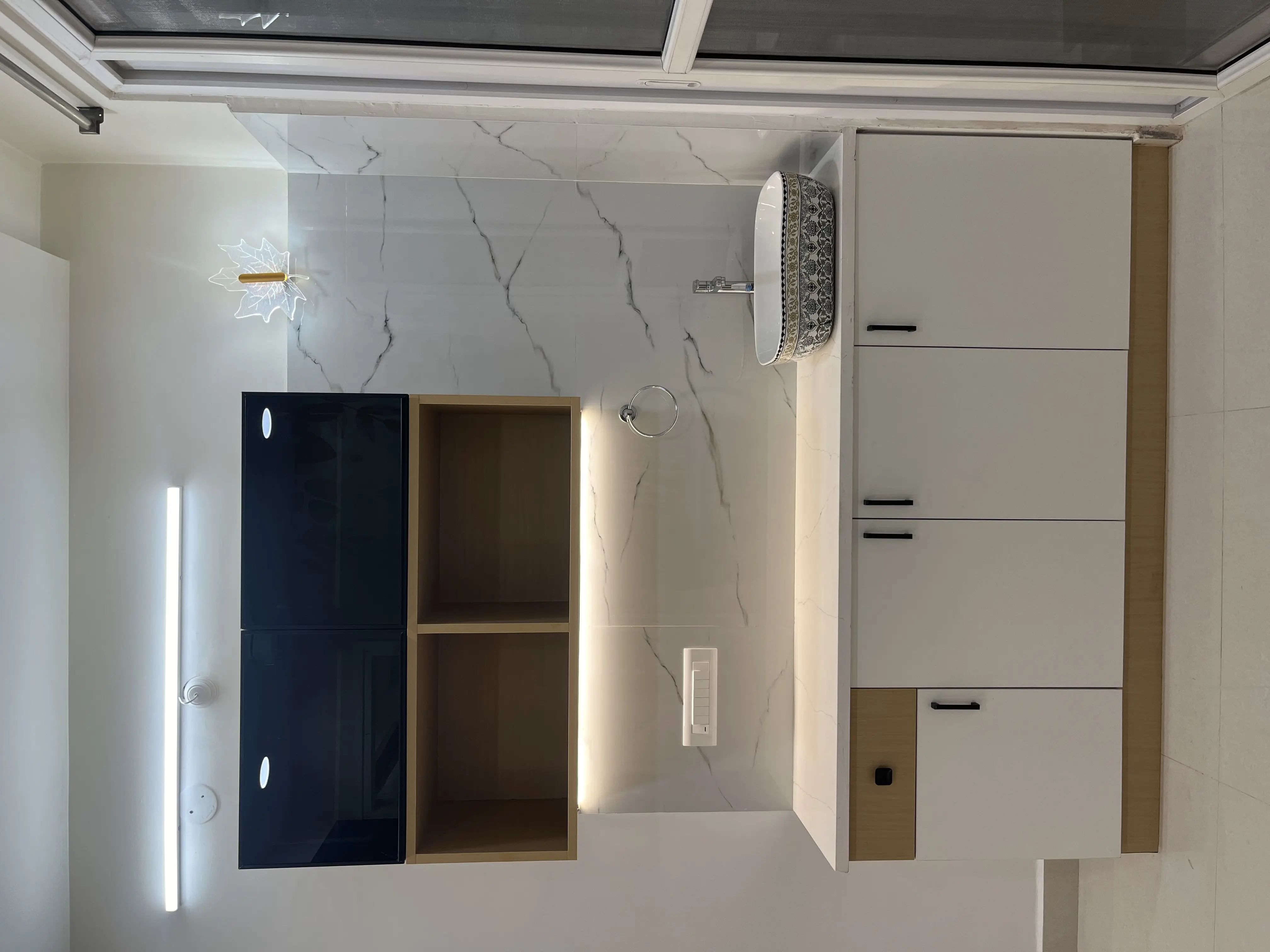 Guest room sliding design 